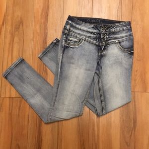 Stretchy High waisted Skinny Jeans